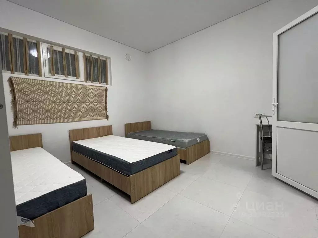 1-к кв. Крым, Симферополь ул. Акъяр (40.0 м) - Фото 1