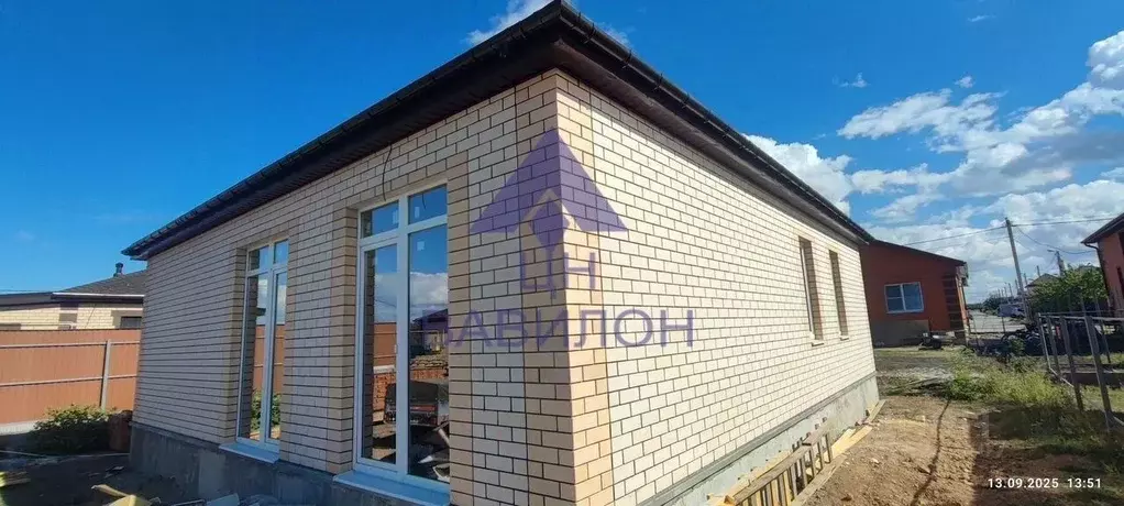 Дом в Ростовская область, Волгодонск Индустриальная ул. (95 м) - Фото 1