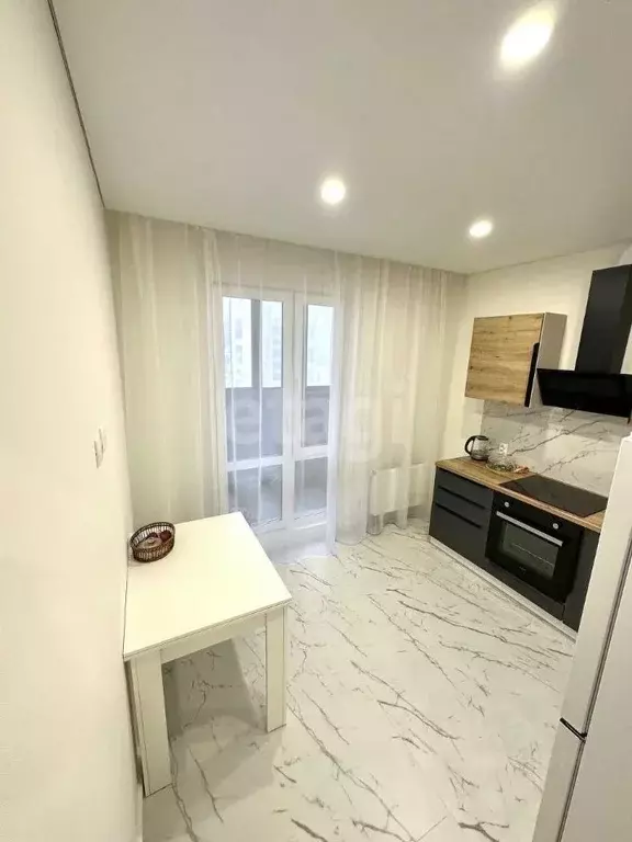 1-к кв. Татарстан, Казань ул. Рашида Нежметдинова, 11к2 (40.0 м) - Фото 2