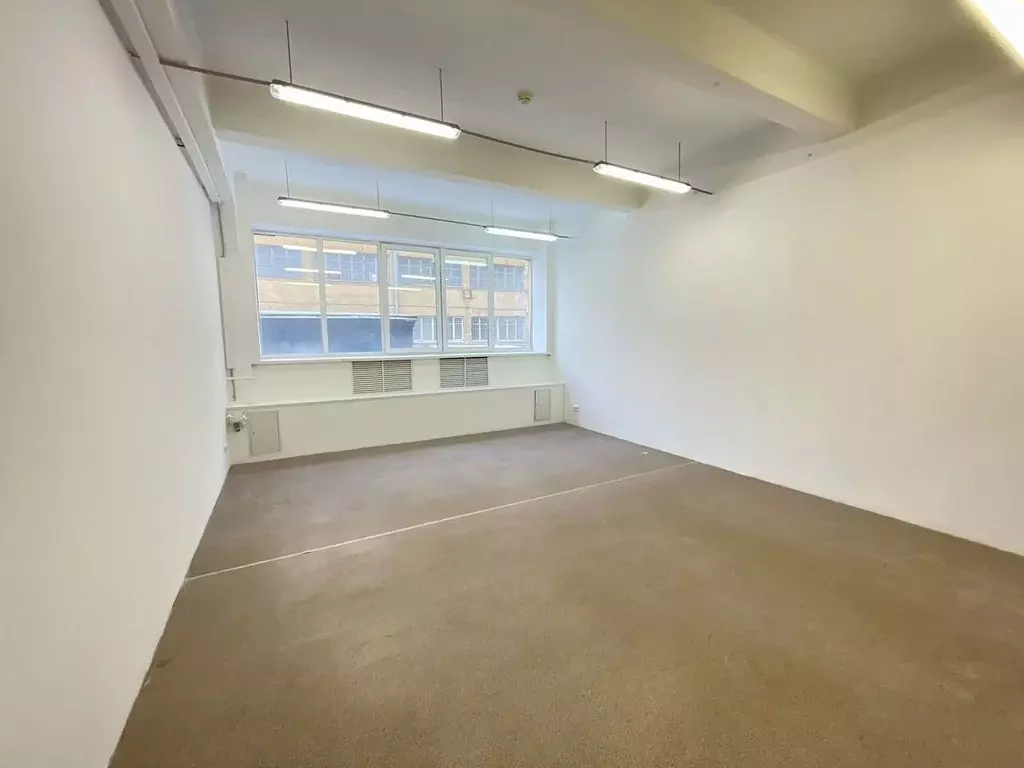 Офис в Свердловская область, Екатеринбург пл. Первой Пятилетки, 64 (31 ... - Фото 1