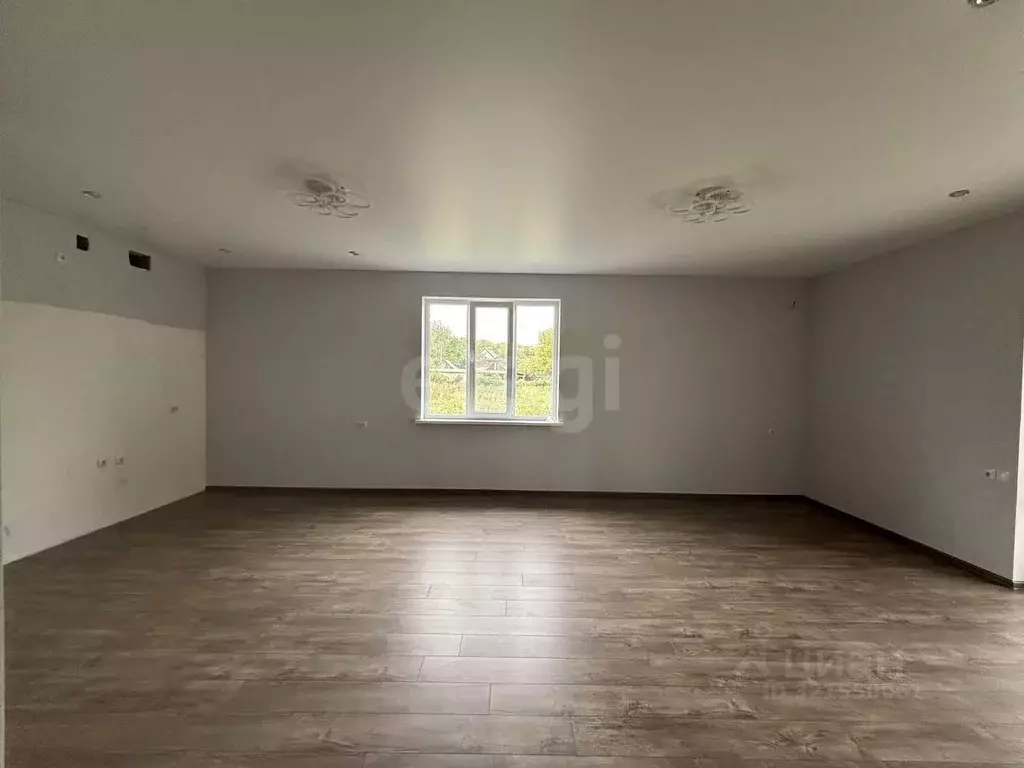 Дом в Белгородская область, Яковлевский муниципальный округ, с. ... - Фото 1