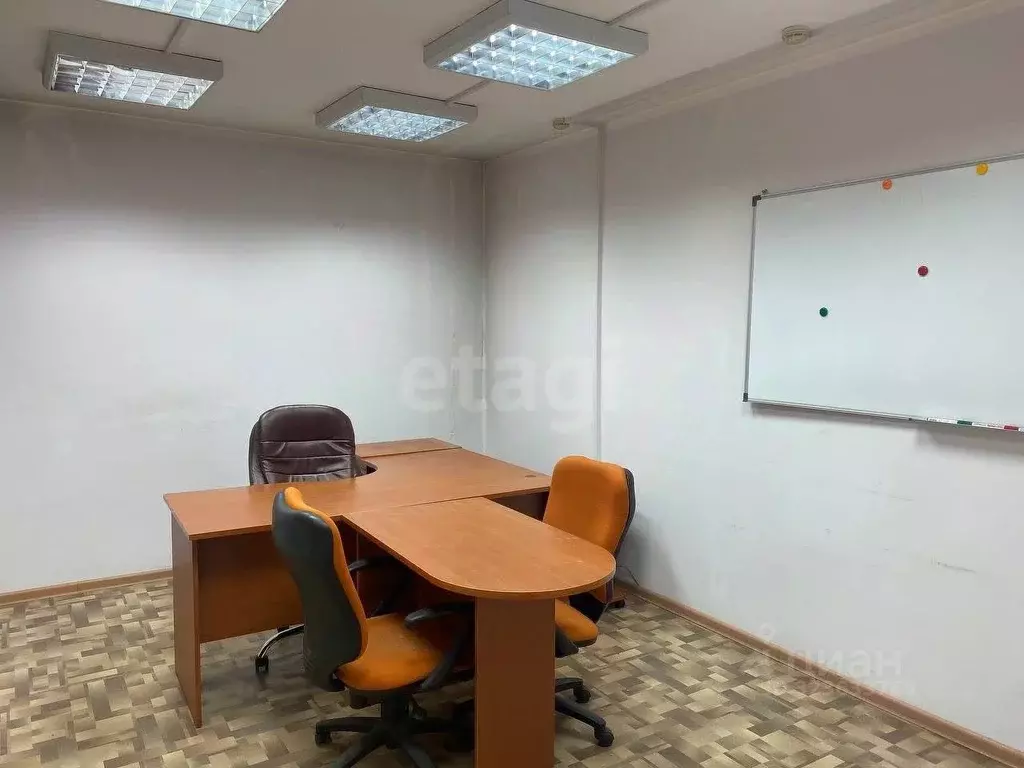 Офис в Красноярский край, Красноярск Линейная ул., 107 (100 м) - Фото 1