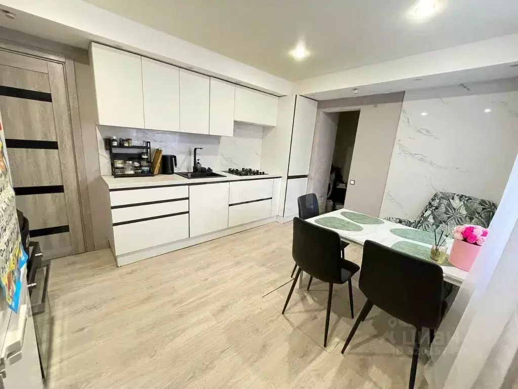 Дом в Брянская область, Брянский район, с. Глинищево ул. Октябрьская ... - Фото 2