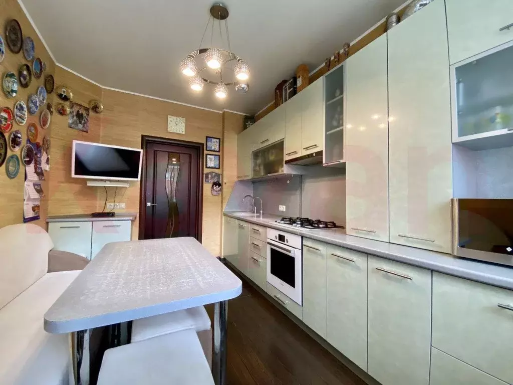Квартира, 4 комнаты, 97.5 м - Фото 1