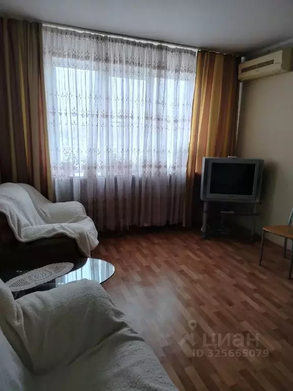 3-к кв. Волгоградская область, Волжский Оломоуцкая ул., 42 (66.0 м) - Фото 1