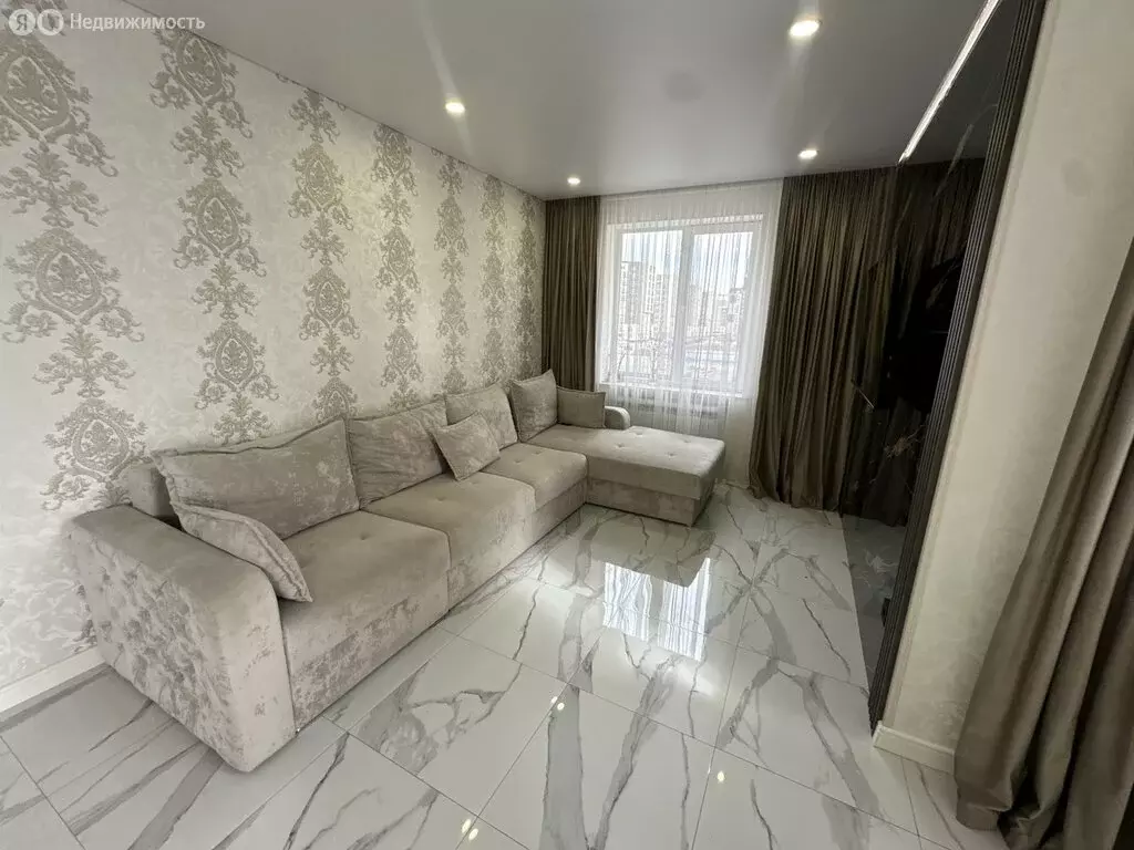 2-комнатная квартира: Владикавказ, улица Астана Кесаева, 44 (60.6 м) - Фото 1