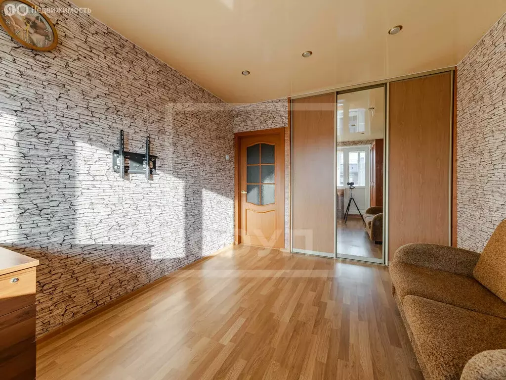 2-комнатная квартира: Гатчина, улица Киргетова, 15 (48.9 м) - Фото 1