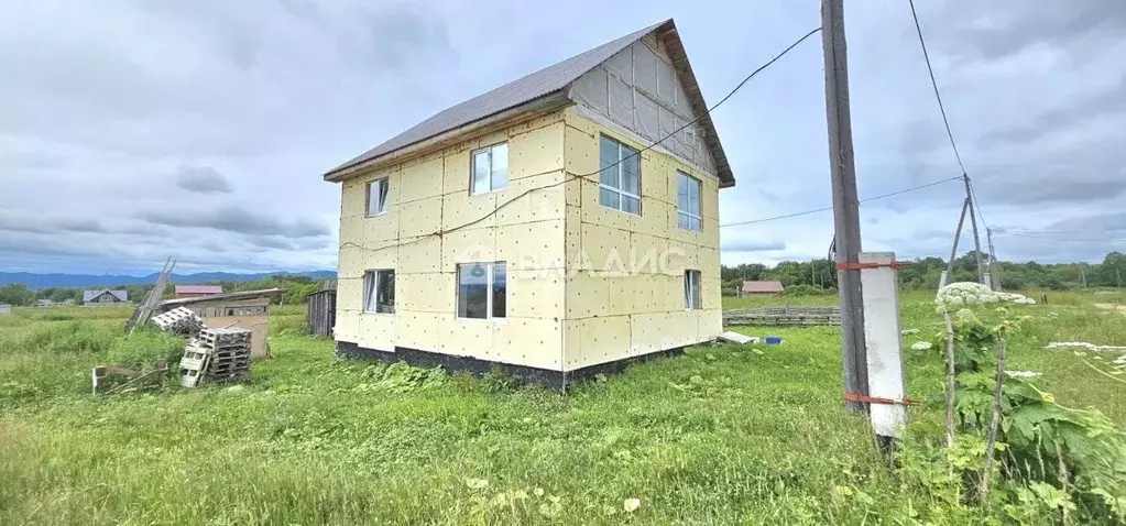 Дом в Сахалинская область, Южно-Сахалинск городской округ, с. ... - Фото 0