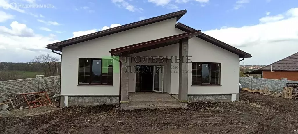 Дом в село Таврово, микрорайон Таврово-5 (120 м) - Фото 2