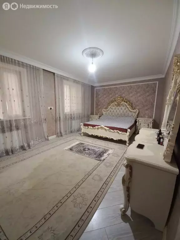 Дом в посёлок городского типа Ленинкент, улица Генжеханова, 40 (165 м) - Фото 2