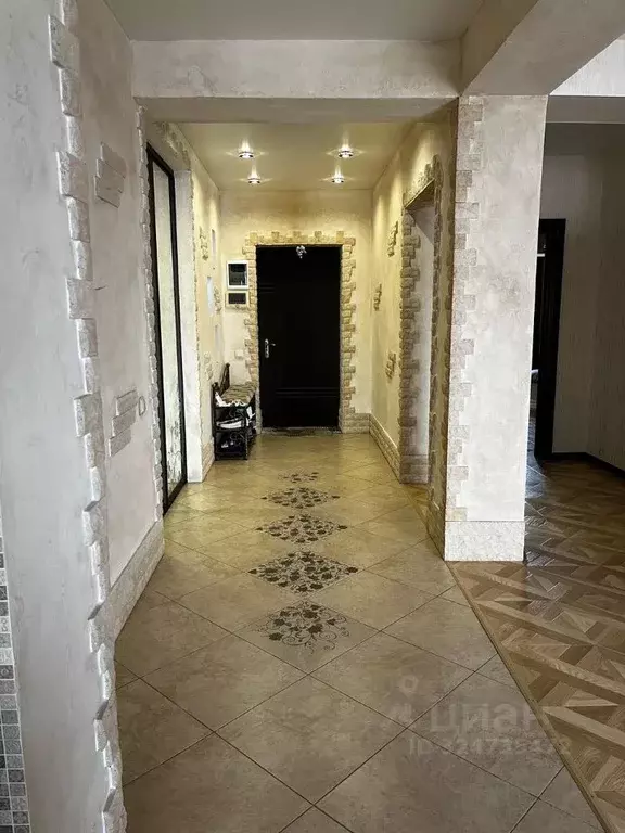 2-к кв. Северная Осетия, Владикавказ Весенняя ул., 15к7 (80.0 м) - Фото 1