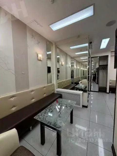 Помещение свободного назначения в Москва Авиационная ул., 63 (200 м) - Фото 1