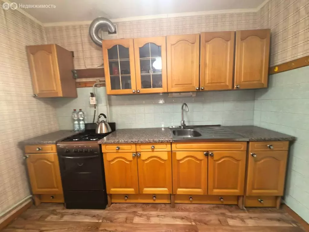 3-комнатная квартира: Стерлитамак, микрорайон Михайловский, улица ... - Фото 2