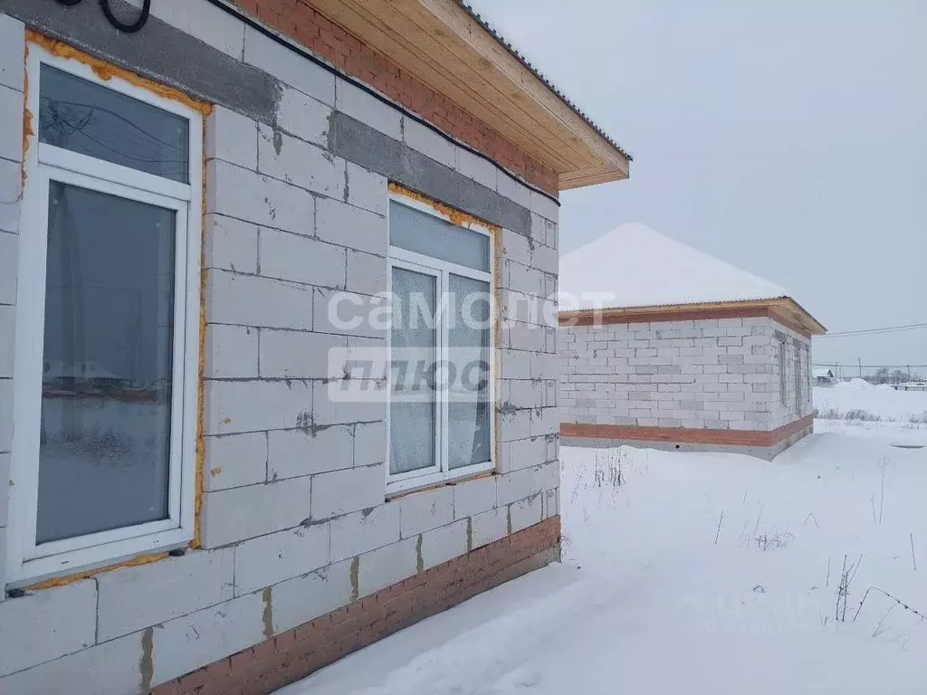 Дом в Челябинская область, Красноармейский муниципальный округ, с. ... - Фото 1