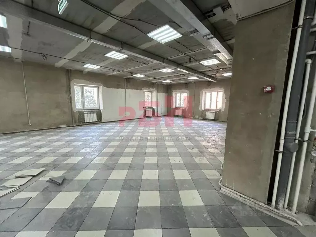 Помещение свободного назначения в Тюменская область, Тюмень ул. ... - Фото 2