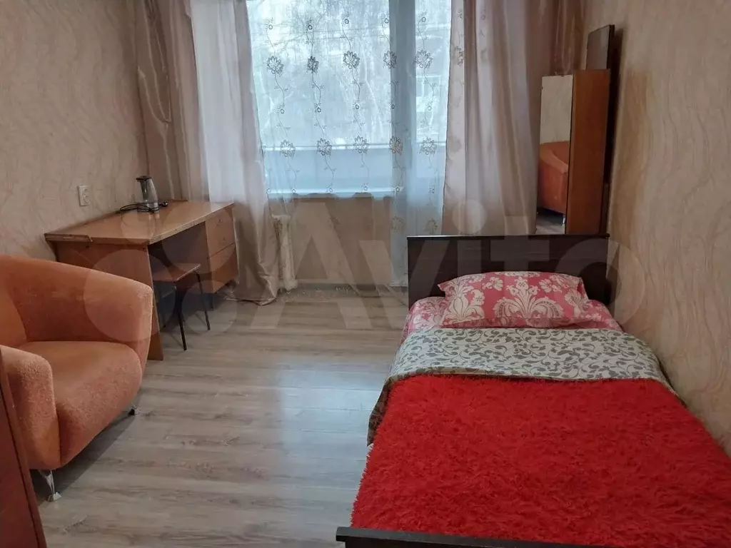 Комната 14 м в 3-к., 4/9 эт. - Фото 0