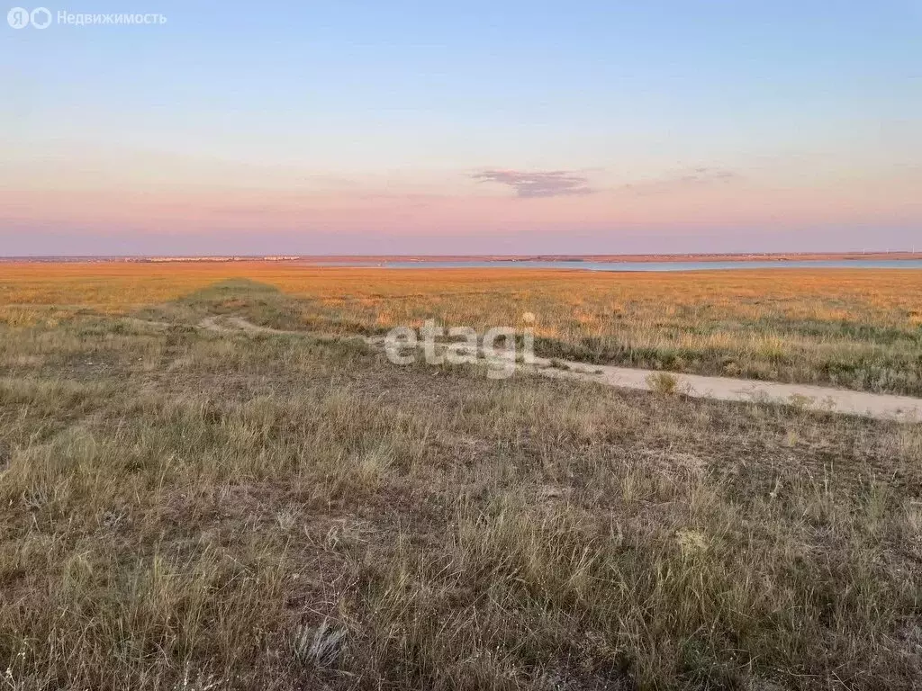 Участок в село Новоивановка, Дорожная улица (7 м) - Фото 1