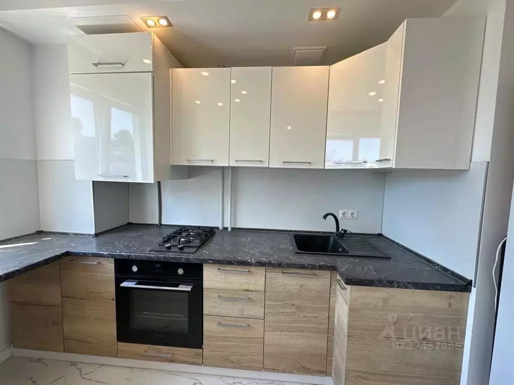 2-к кв. Краснодарский край, Сочи Виноградная ул., 133/33 (41.3 м) - Фото 1