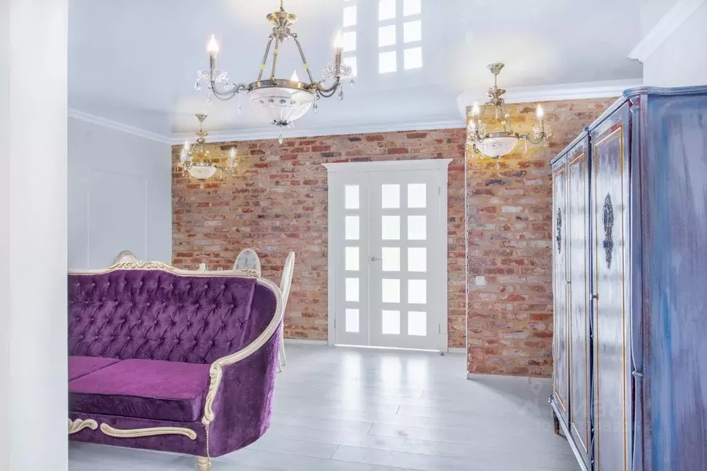 3-к кв. Саратовская область, Энгельс Пристанская ул., 85 (60.0 м) - Фото 2