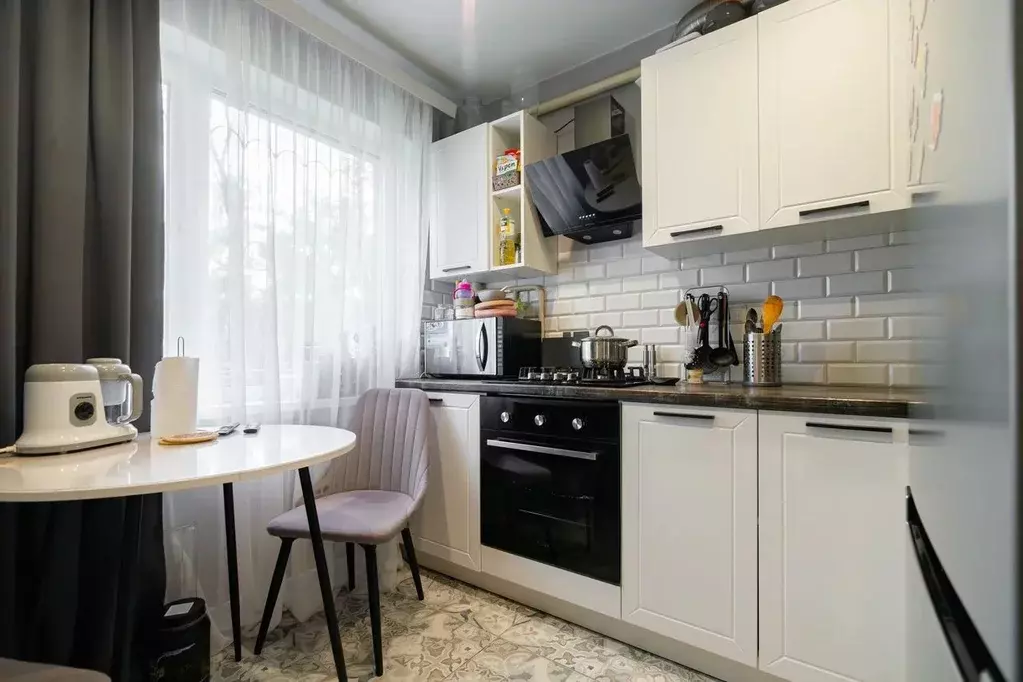 Продаётся 2-к квартира, 42 м - Фото 0