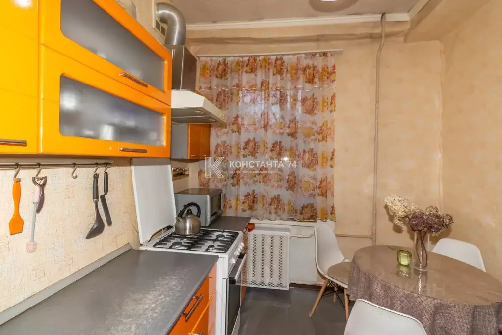 2-к кв. Челябинская область, Челябинск ул. Крылова, 7 (56.4 м) - Фото 1