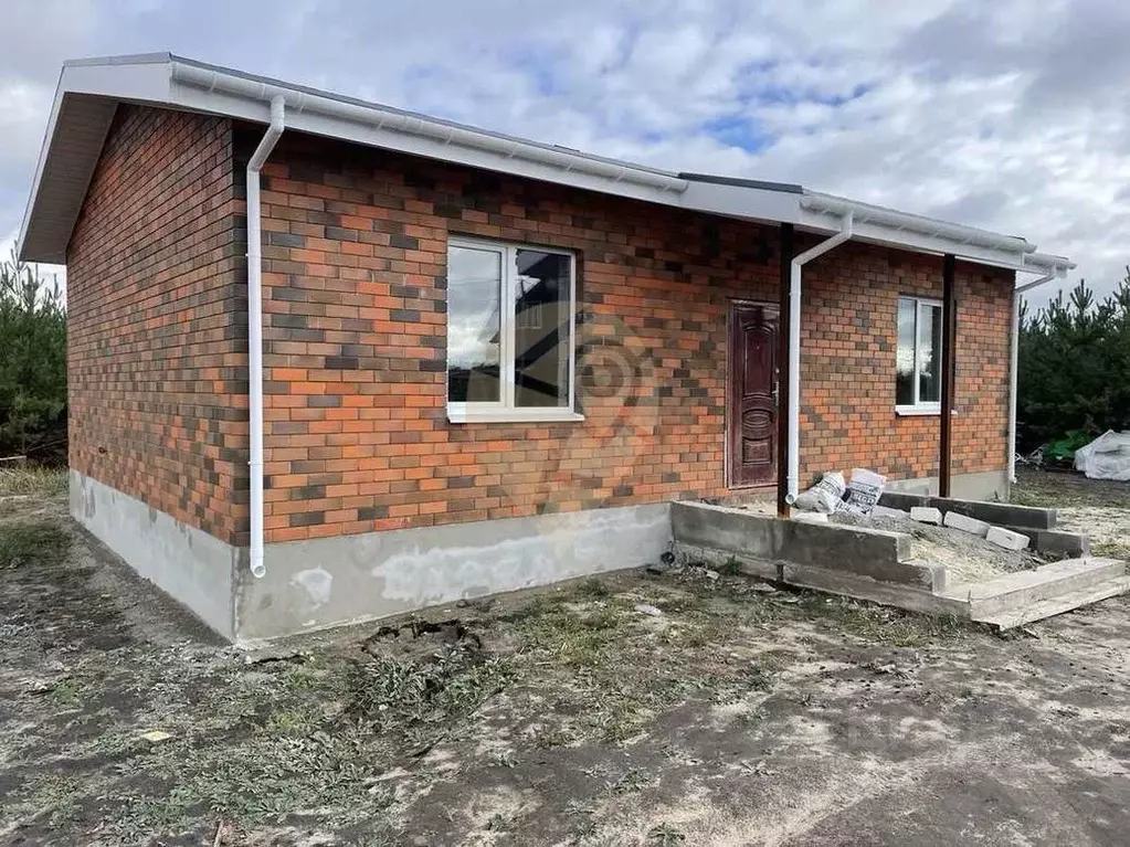 Коттедж в Белгородская область, Старооскольский городской округ, с. ... - Фото 1