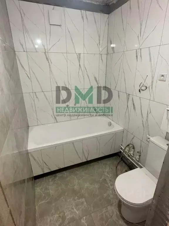 3-к кв. Оренбургская область, Орск Новый город мкр, ул. Ленинского ... - Фото 1