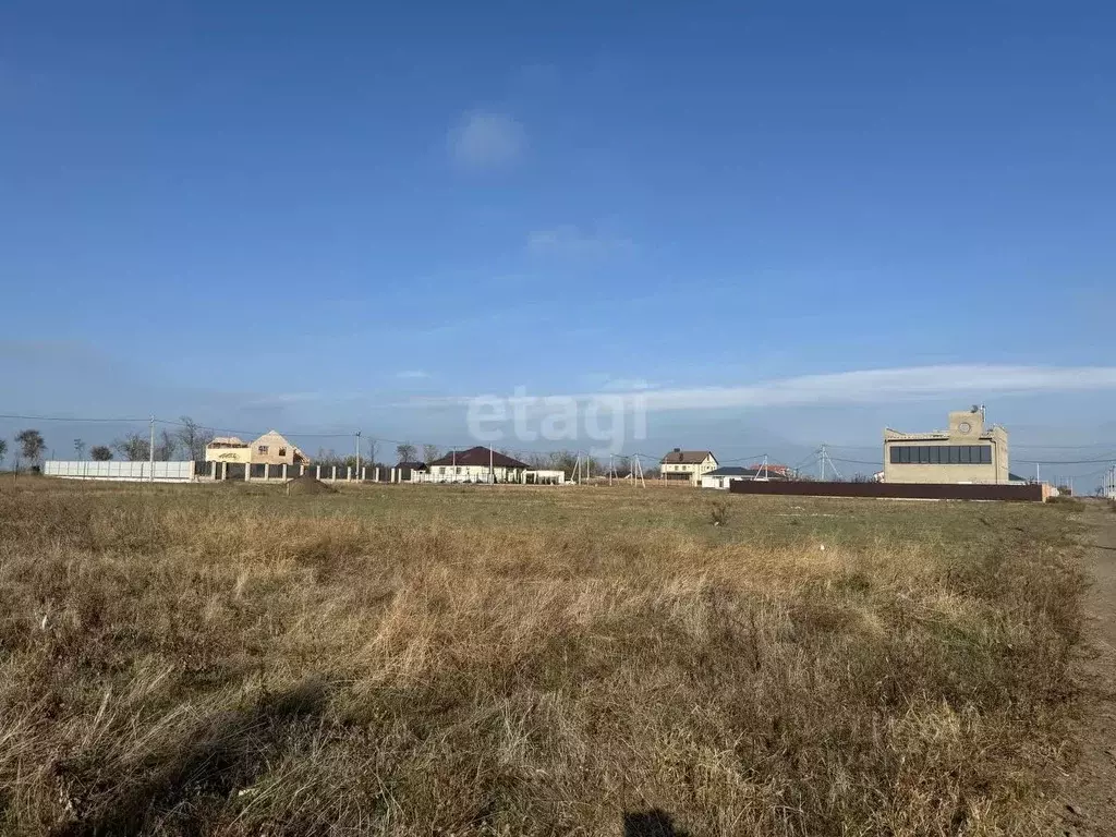 Участок в Краснодарский край, Ейское городское поселение, пос. Морской ... - Фото 0