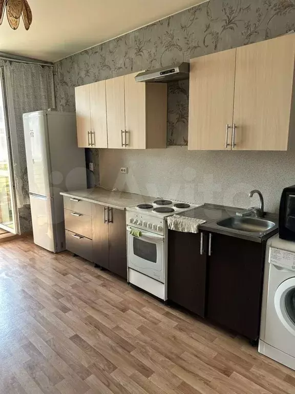 2-к. квартира, 55 м, 7/10 эт. - Фото 0