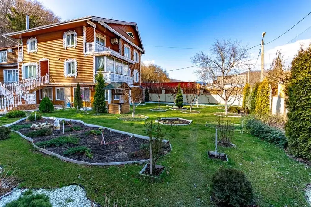 Дом в Краснодарский край, Геленджик городской округ, с. Адербиевка ул. ... - Фото 1