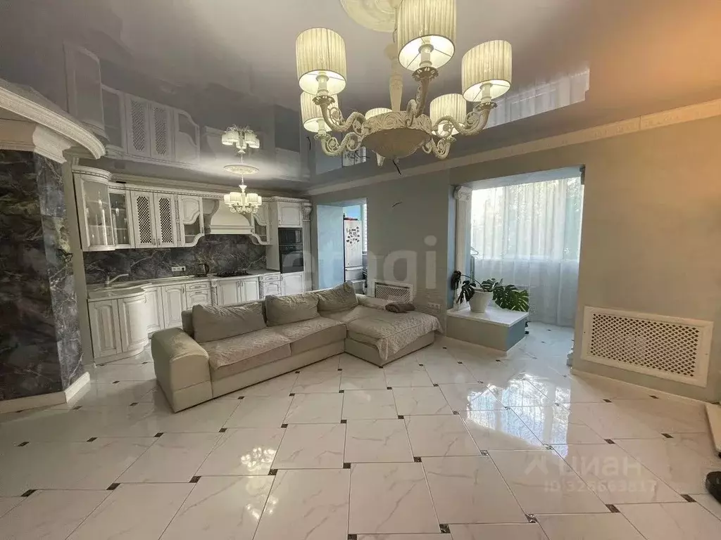 3-к кв. Орловская область, Орел Холодная ул., 8 (116.5 м) - Фото 1