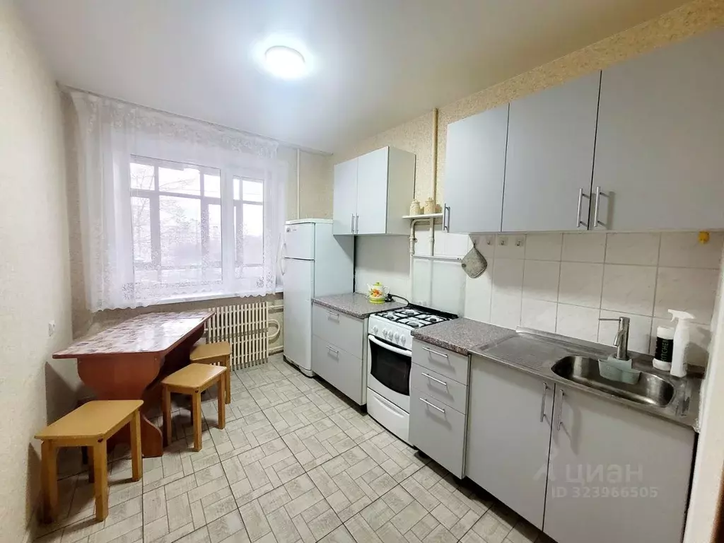 2-к кв. Калужская область, Калуга Пролетарская ул., 21 (58.0 м) - Фото 1