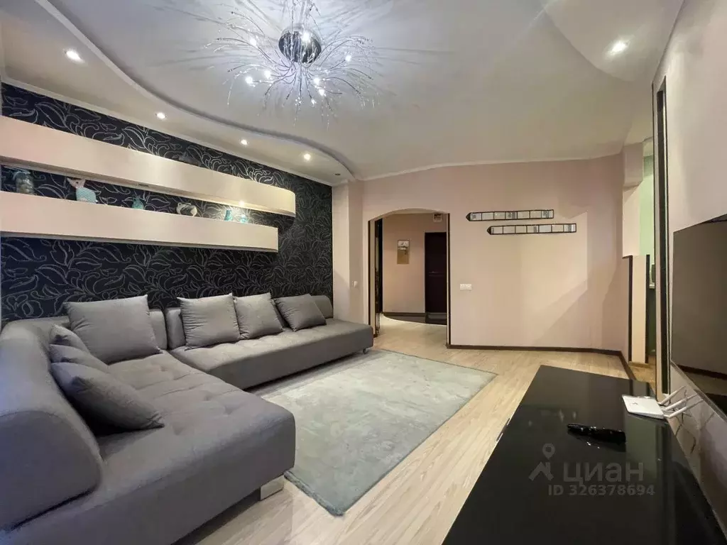 3-к кв. Самарская область, Тольятти ул. 40 лет Победы, 13Б (81.2 м) - Фото 0