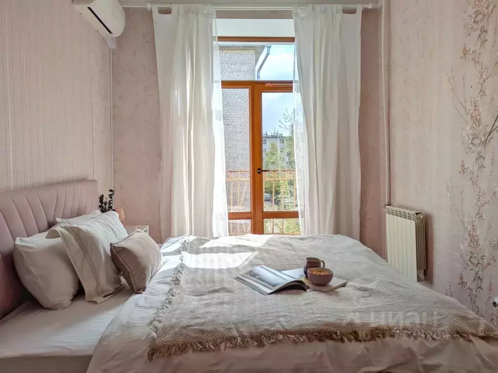 2-к кв. Псковская область, Псков Октябрьский просп., 31 (54.0 м) - Фото 1