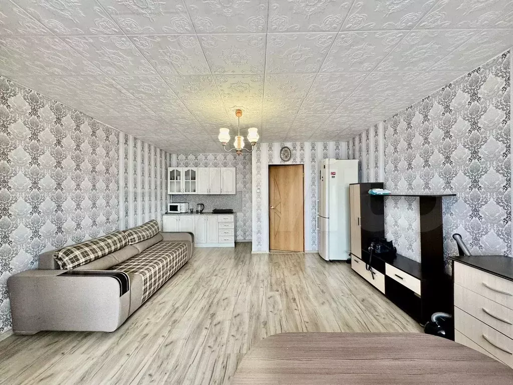 Комната 25 м в 3-к., 3/5 эт. - Фото 1