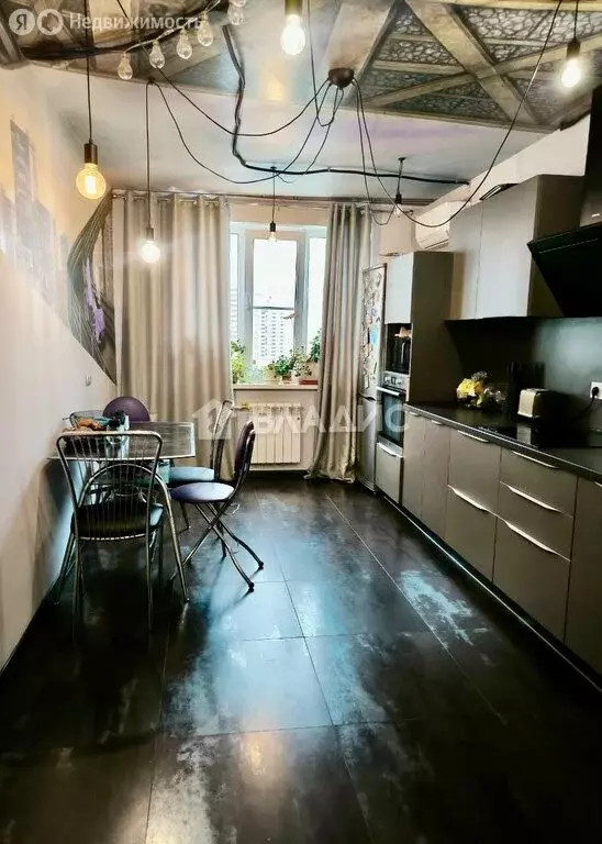 3-комнатная квартира: Воронеж, улица Антонова-Овсеенко, 33Б (90.6 м) - Фото 1