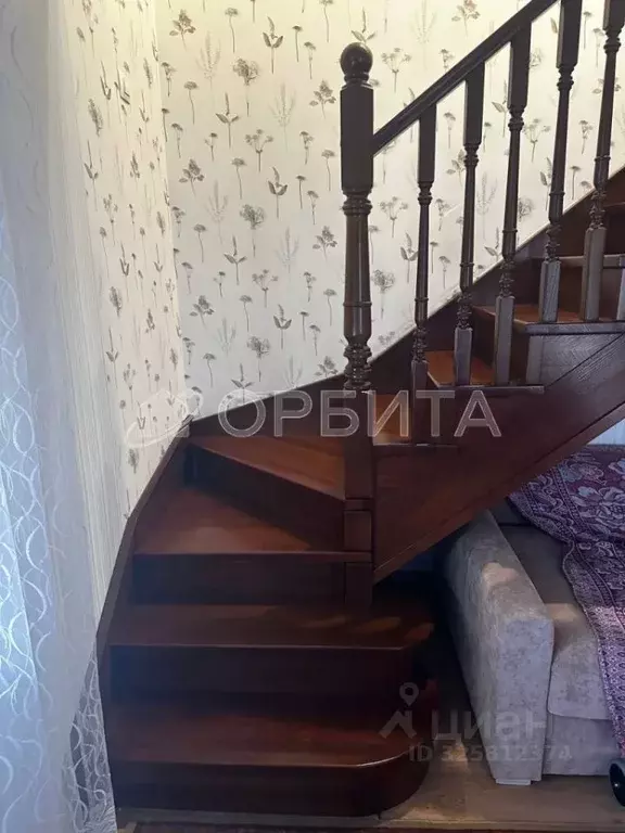 3-к кв. Тюменская область, Тюмень ул. 50 лет Октября, 33А (74.4 м) - Фото 2