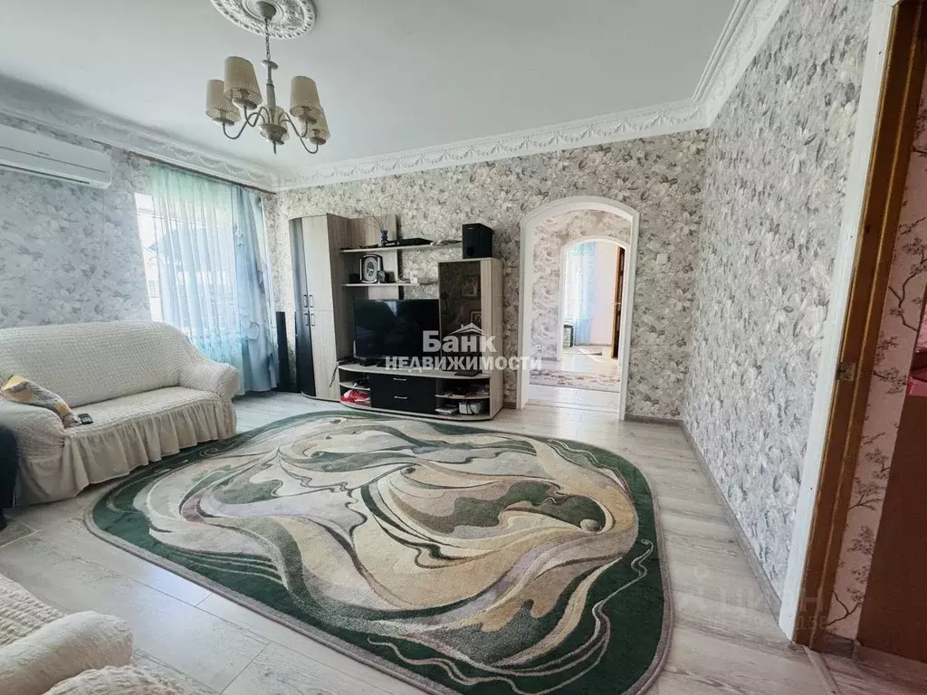 Дом в Саратовская область, Вольск Народная ул., 81 (69 м) - Фото 1