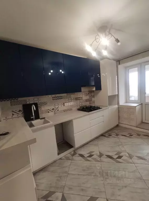 2-к кв. Ростовская область, Батайск ул. Воровского, 21 (60.0 м) - Фото 1