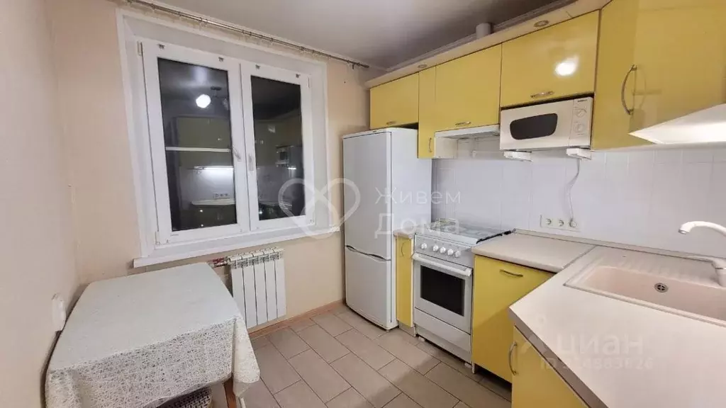 2-к кв. Волгоградская область, Волжский ул. Пушкина, 182 (42.9 м) - Фото 0