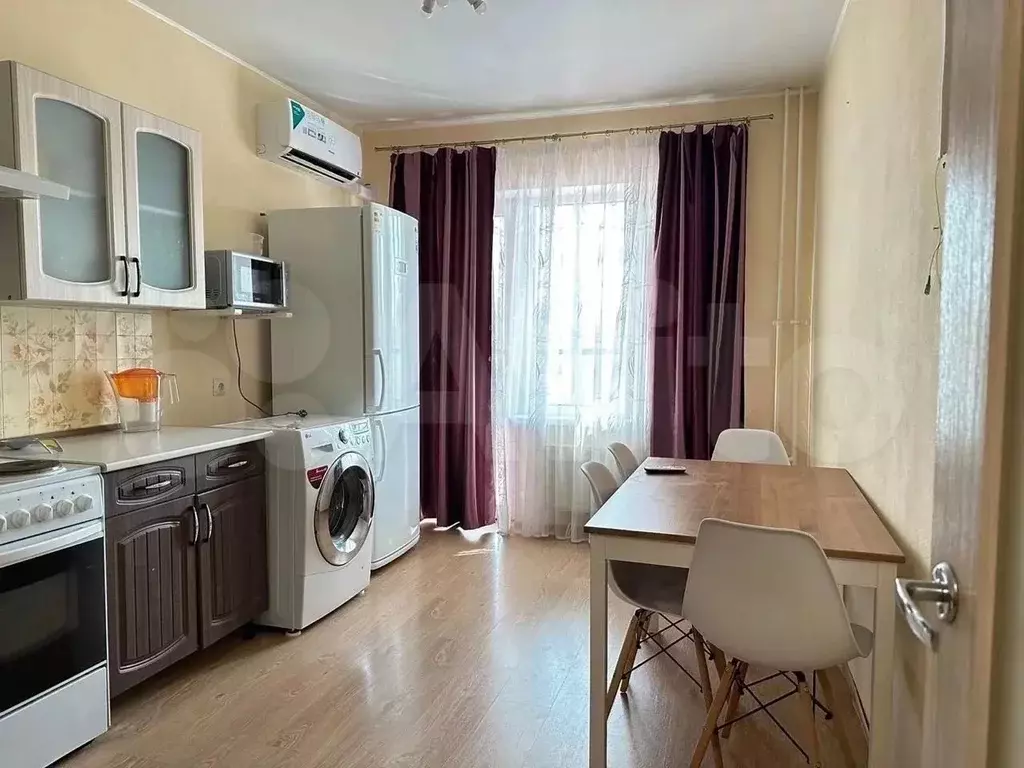 1-к. квартира, 38 м, 4/5 эт. - Фото 0