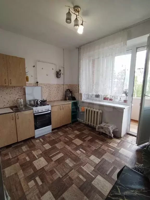 1-к. квартира, 42 м, 3/5 эт. - Фото 0