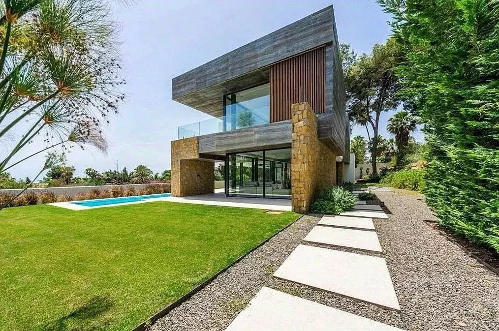 Дом в Краснодарский край, Сочи Новый Сочи мкр,  (250 м) - Фото 0