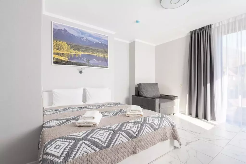 Комната Краснодарский край, Сочи Красная Поляна пгт, ул. ... - Фото 1