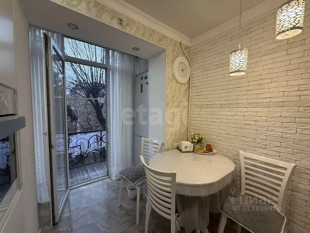 3-к кв. Северная Осетия, Владикавказ ул. Колка Кесаева, 137 (70.0 м) - Фото 2