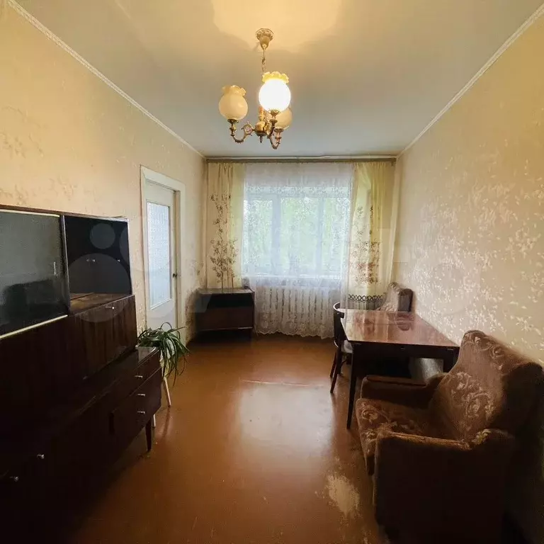 2-к. квартира, 42 м, 2/4 эт. - Фото 0