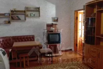 Дом в Крым, Феодосия городской округ, Орджоникидзе пгт пер. Больничный ... - Фото 0