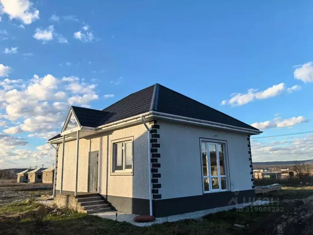 Дом в Краснодарский край, Новороссийск городской округ, Семигорский ... - Фото 1