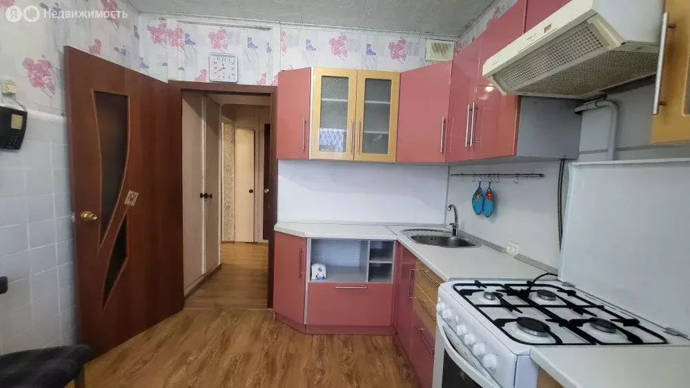 2-комнатная квартира: Чебаркуль, улица Карпенко, 6Б (51.7 м) - Фото 1