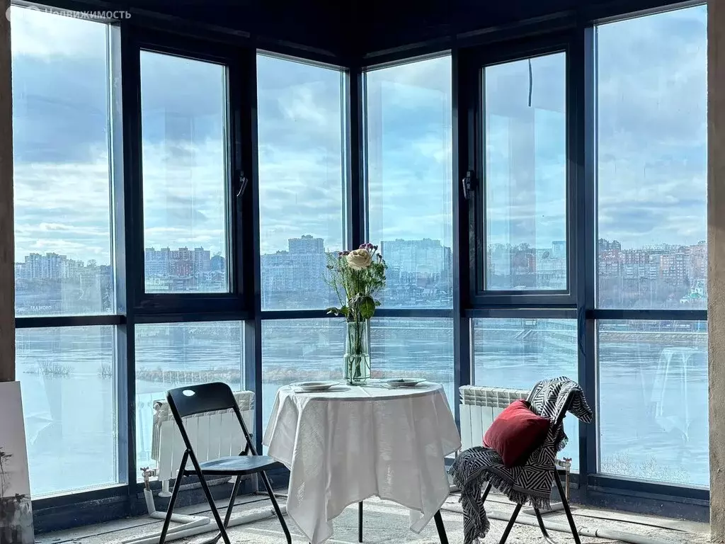 Квартира-студия: Иркутск, бульвар Гагарина, 66 (164.6 м) - Фото 1